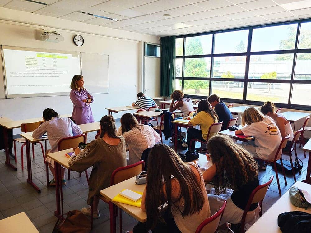 élèves en classe