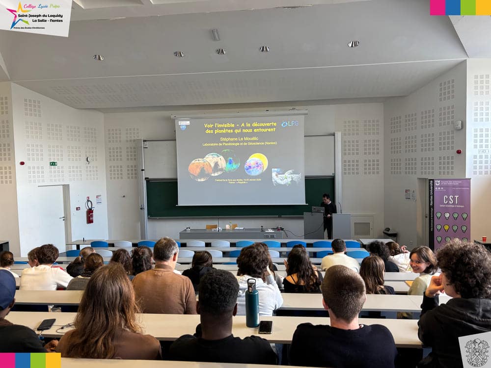 De la Terre aux Étoiles : nos élèves de 1ère à la découverte de l’astronomie