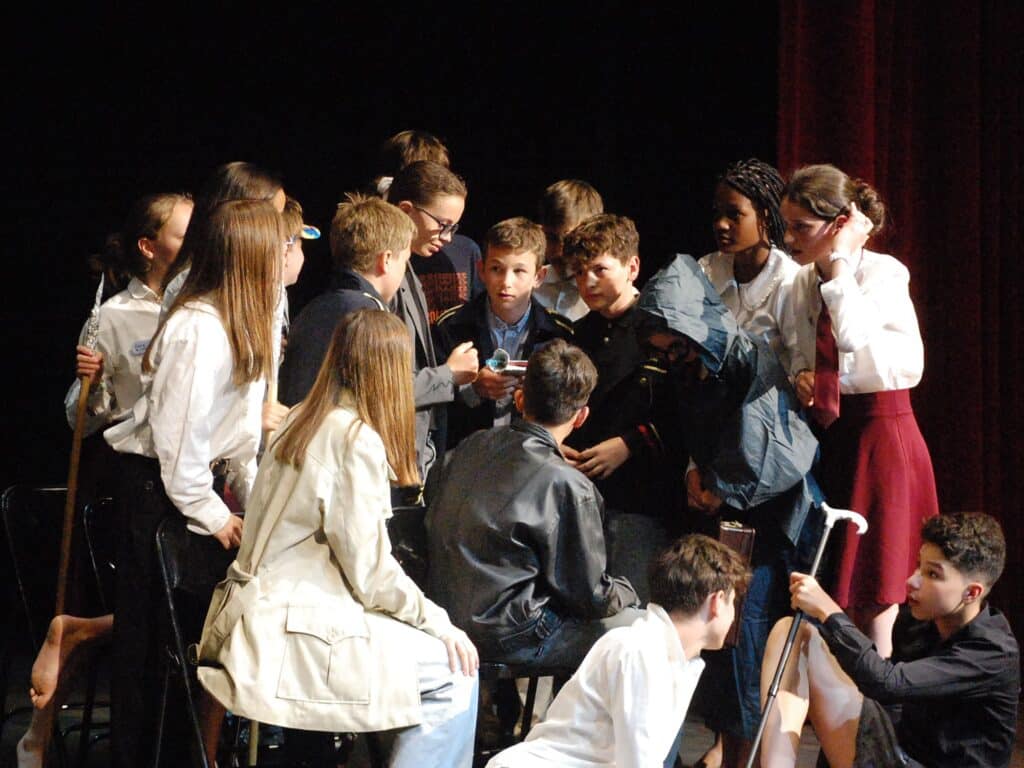 photo de groupe club de théatre